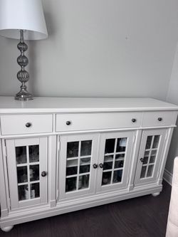 Liberty Furniture White Buffet / Sideboard – 66”