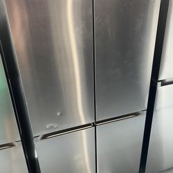 Stainless Steel Counter Depth 4-Door French Door Refrigerator 