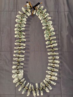Graduation Money lei (Ready for pick up)
