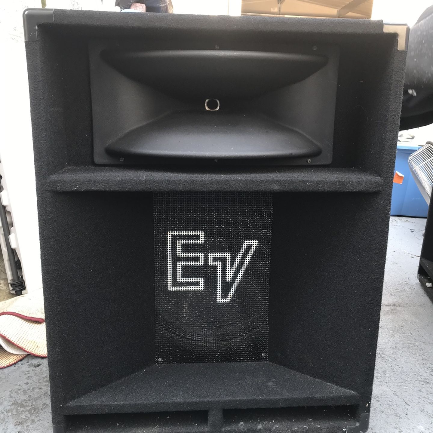 Electro-Voice SH-1502ER Stage system speakers for Sale in Queens 