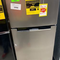 MAGIC CHEF MCDR740ST TOP FREEZER refrigerator