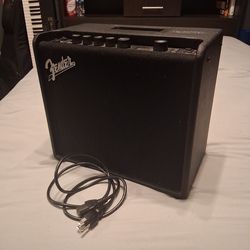 Fender Mustang LT25 Amp
