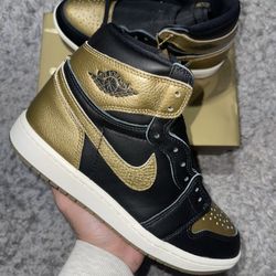 Air Jordan 1 Retro 
