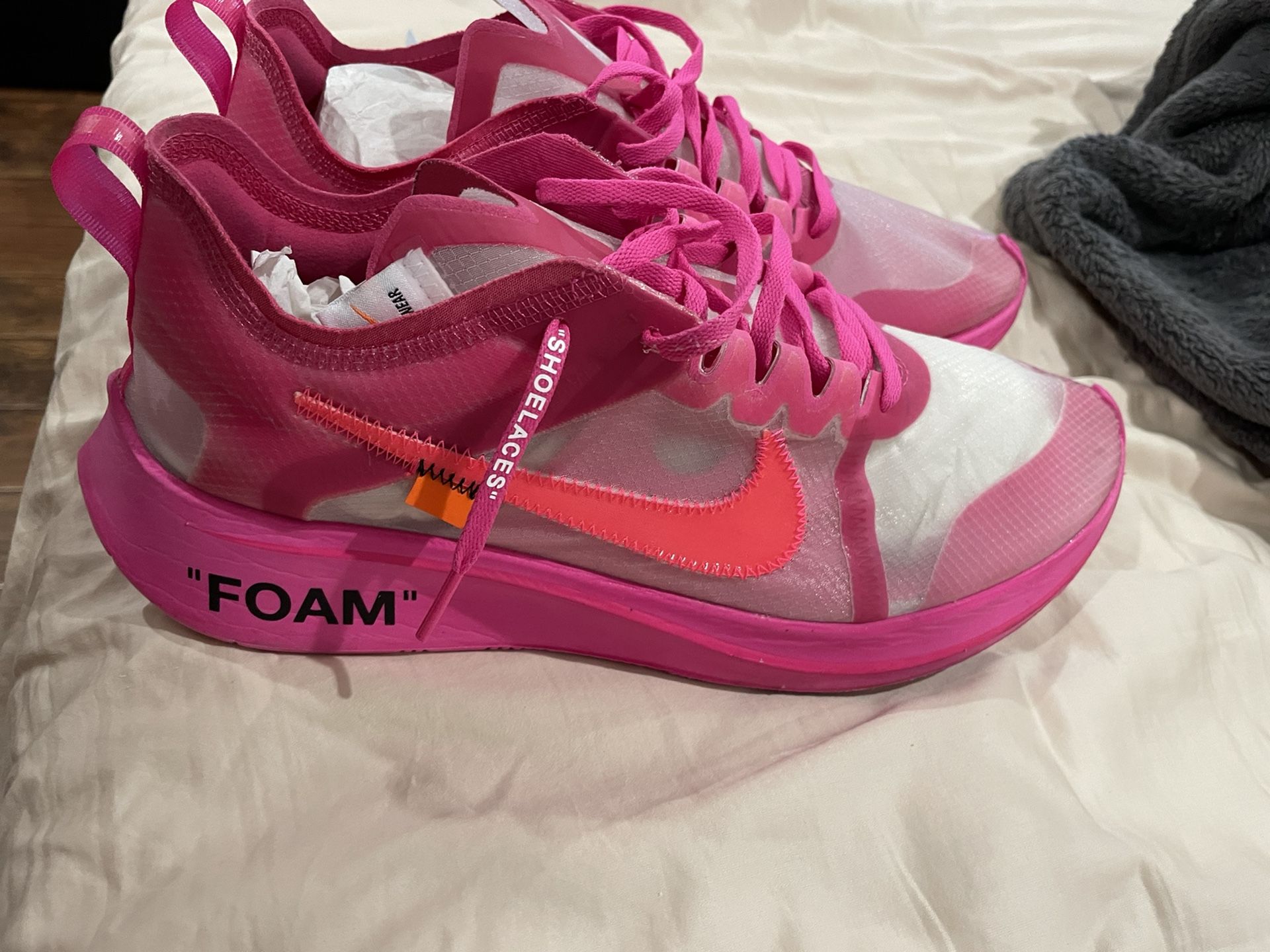 Off White Nike Zoom Fly 
