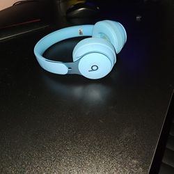 Beats Solo Pro