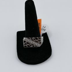 Moissanite men’s ring