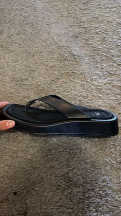 Zara sandals 37