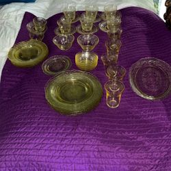 43 PC. YELLOW DEPRESSION GLASS SET