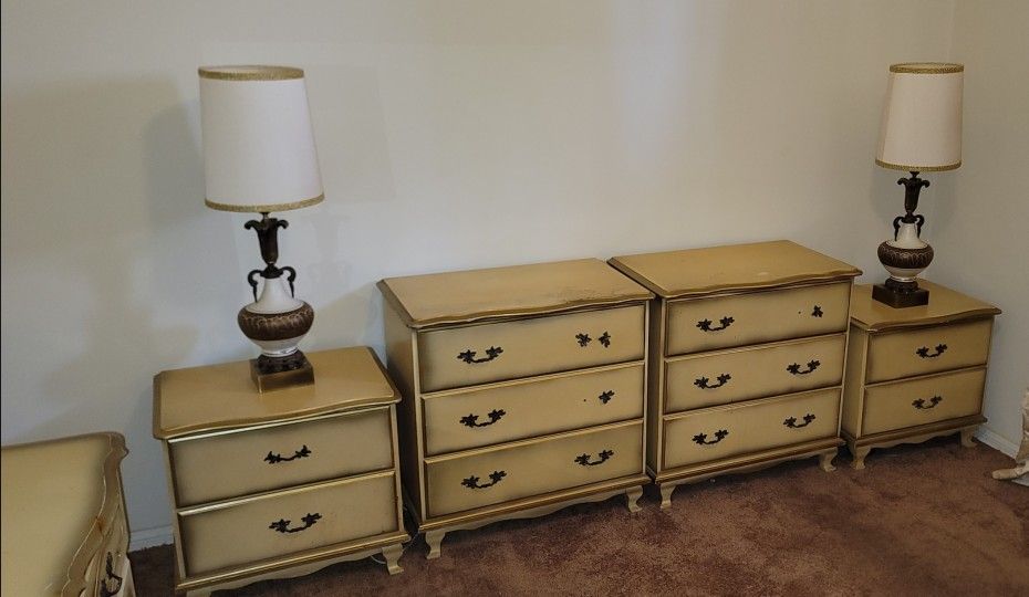 Antique Bedroom Set