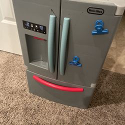 Little Tikes Refrigerator Toy