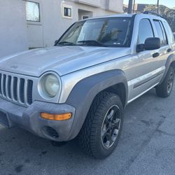 2004 Jeep Liberty