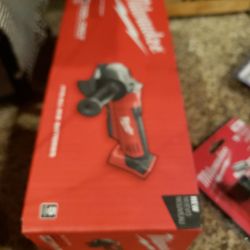 Milwaukee grinder m18