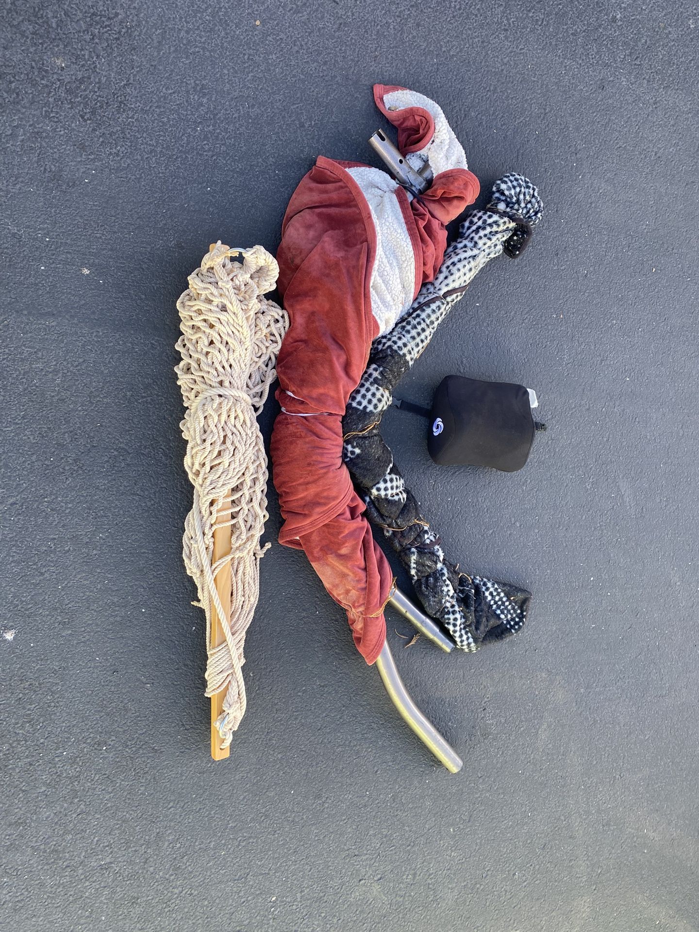 ποΈ Rope Hammock with Red & Black Fabric + Lumbar Pillow β Gently Used