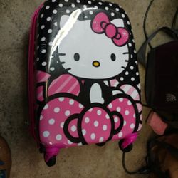  Hello Kitty suitcase   good. condition 