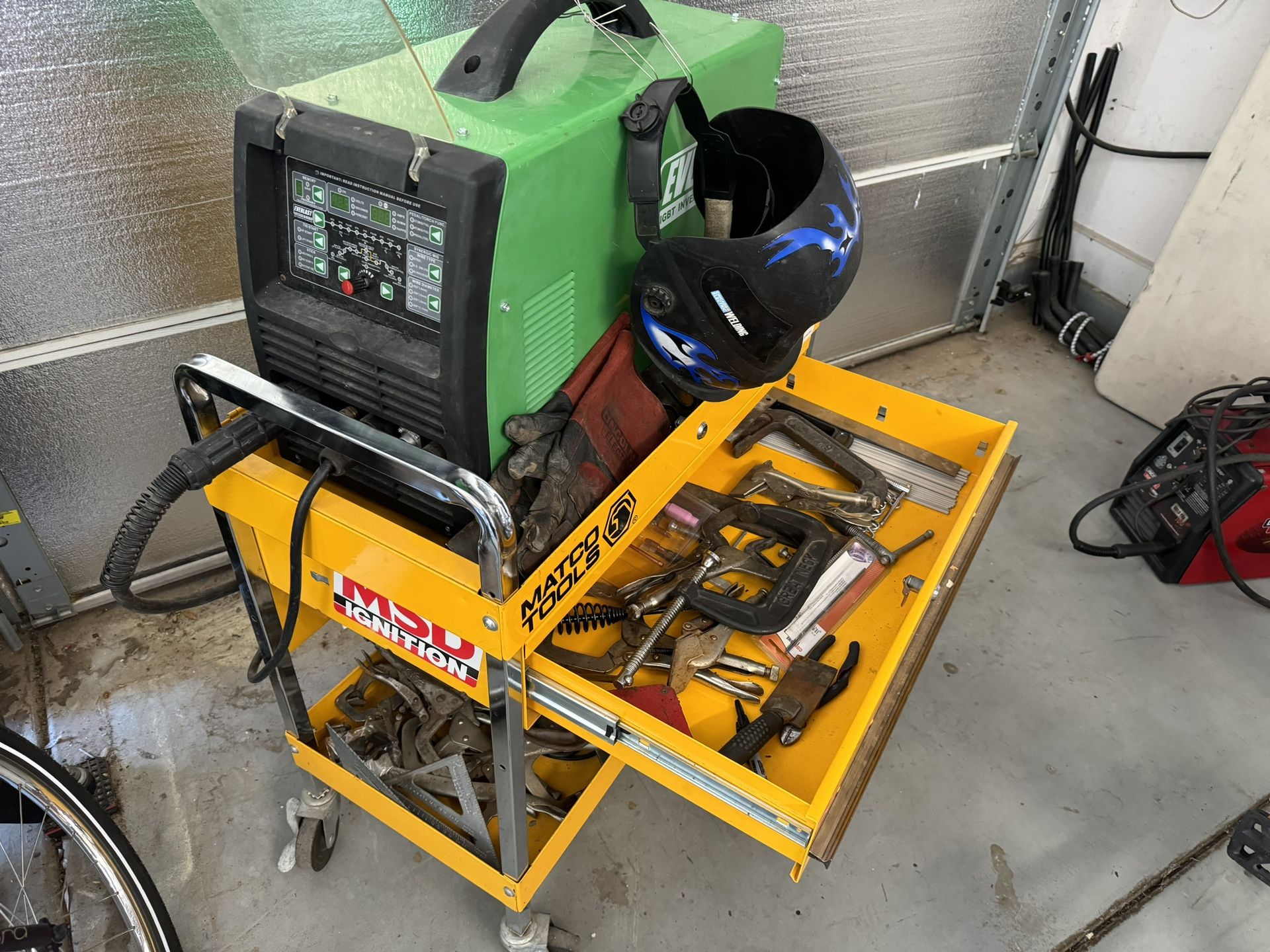 Everlast Welder