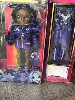  Rainbow High Krystal Bailey