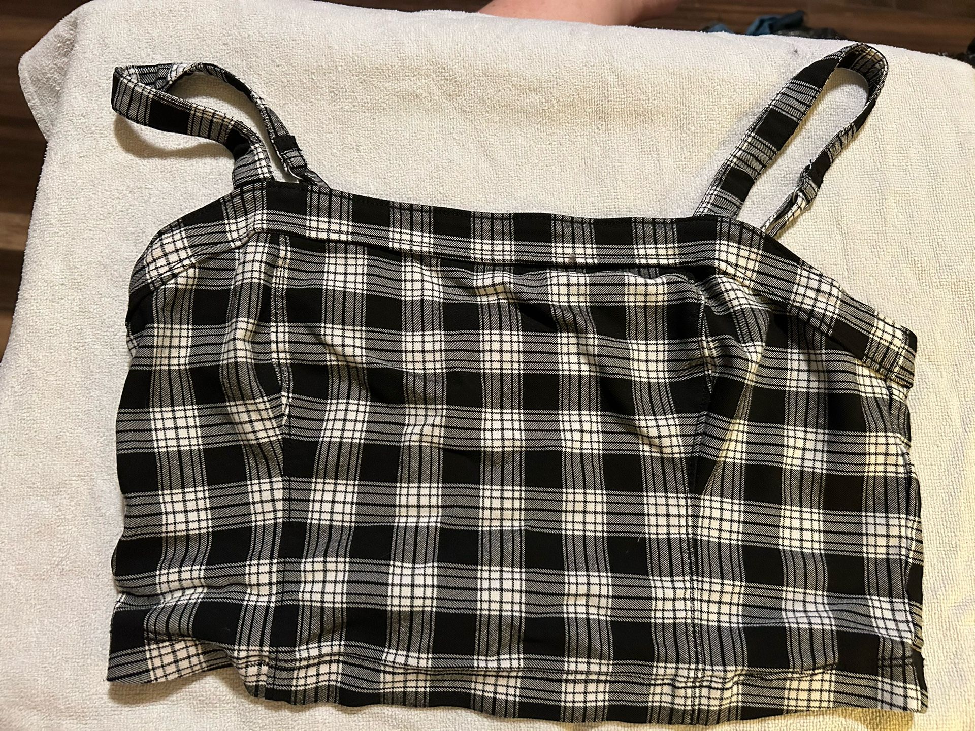 Hollister Black Plaid Size M Halter Top