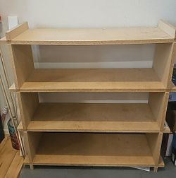 4 tier wooden bookcase/ storage shelving unit