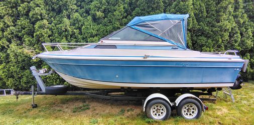 21ft Bayliner Fishing Boat 1978