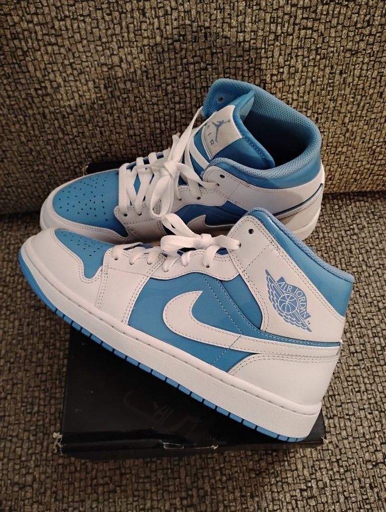 Jordan 1 Mid SE