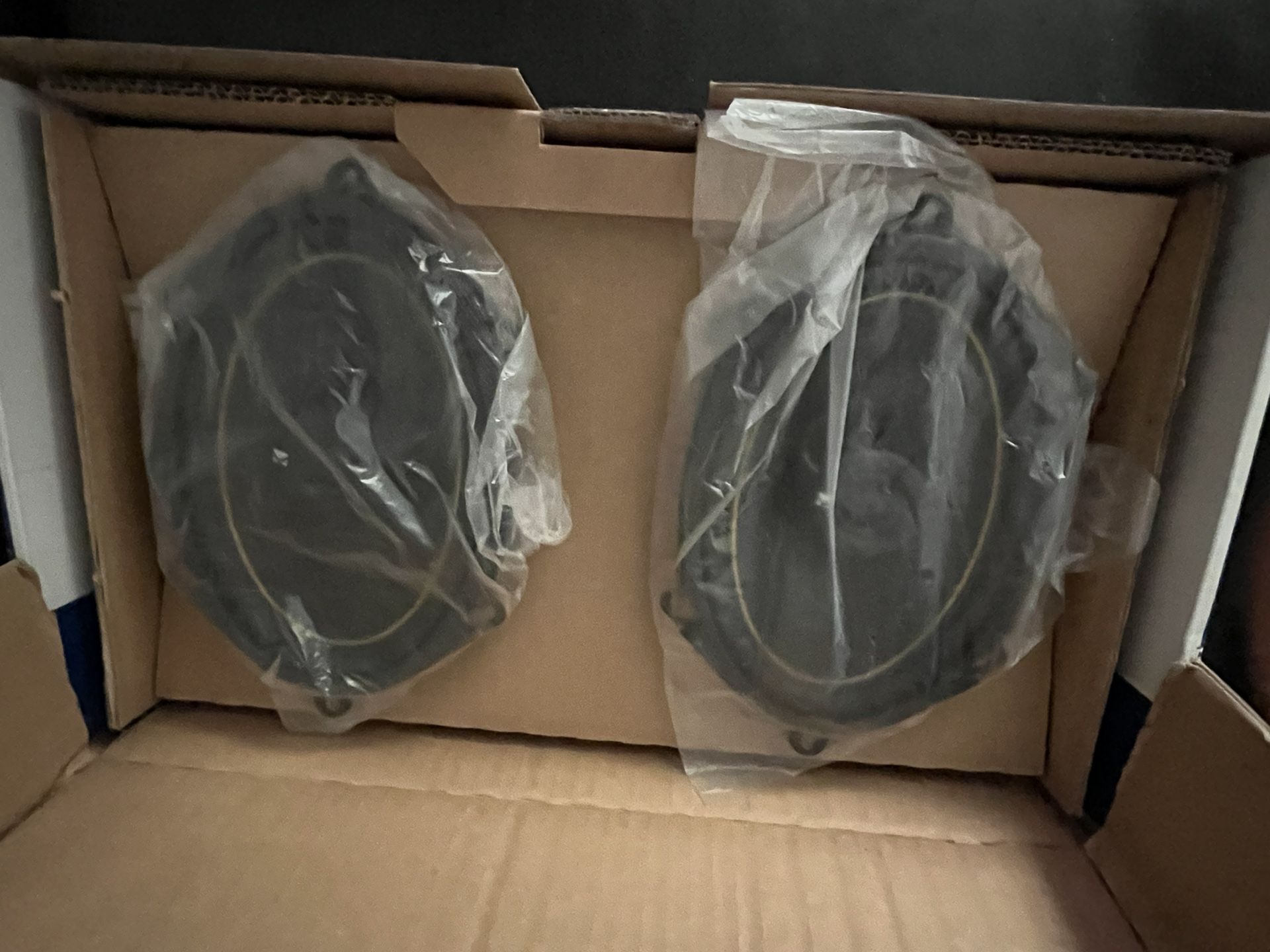 6x8 Kicker Speaker Local Erea Only