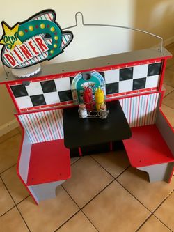 Kids Star Diner Play Set with Table and Benches