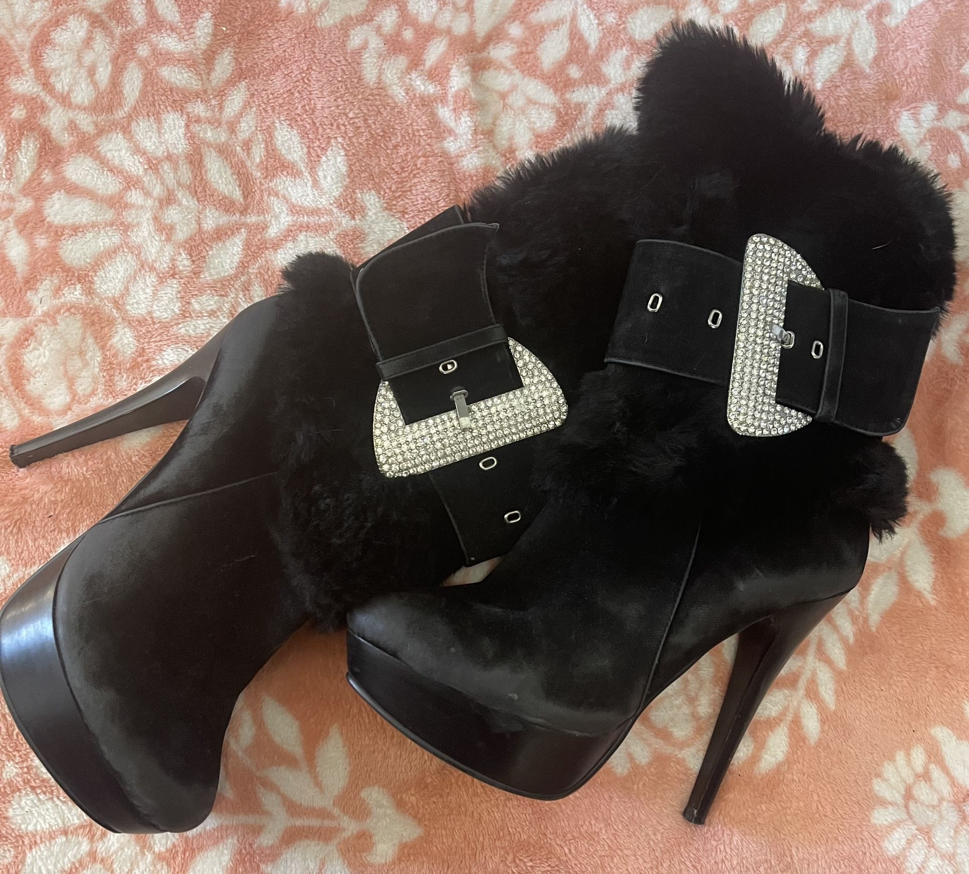 Fur Boots 