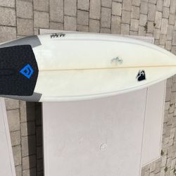 Surfboard 6”1’ , 19.2 W, 2.46 Rail Kechele