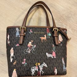 Michael Kors Medium Size Tote/Crossbody Bag
