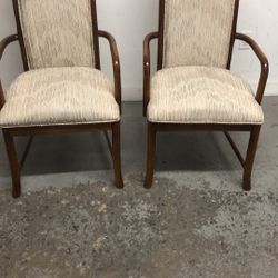 2 Dining chairs good condition