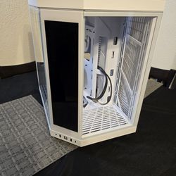 Hyte Y70 Touch case For Sale 