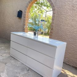 IKEA White Dresser 