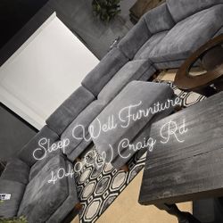 ✨️ XL Modular Sectional ✨️ Furniture Queen Bedrooms, Dining Avail 