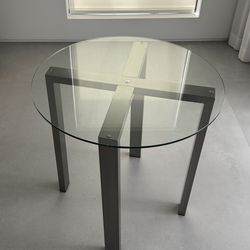 Round Side Table