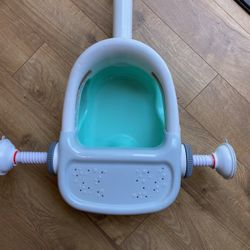 Summer by Ingenuity My Bath Seat for Sit-Up Baby Bathing, Sure & Secure Suction Cups, ASTM Safety Tested & Approved, Backrest for Assisted Sitting, Ea