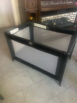 Play pen