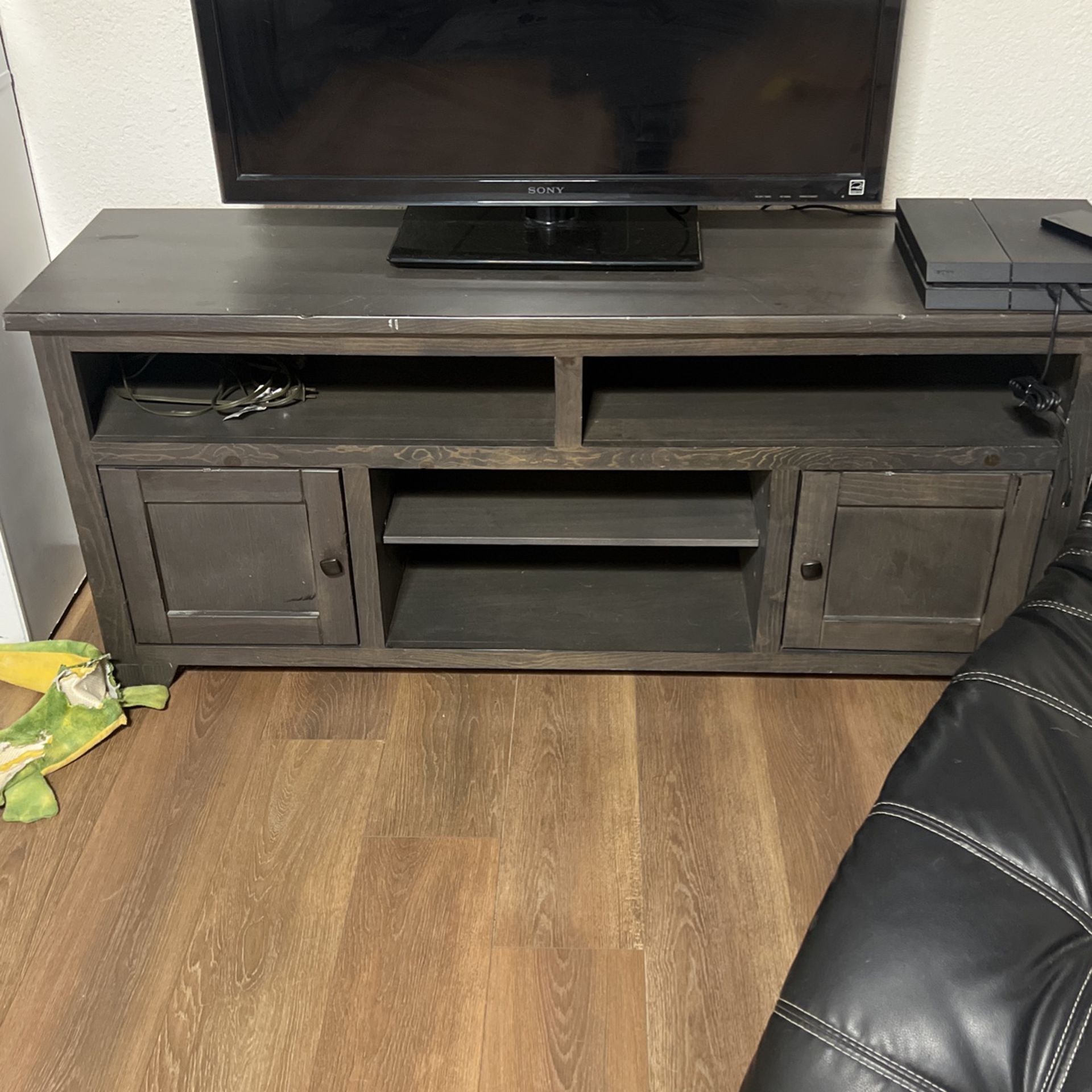 TV Stand And TV