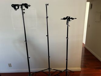 RPS Studio RS-1010 Professional Portable Tripod Bundle – 3 Tripod Stands, 2 Equipment Trays & 2 Harness Belts – Excellent Condition