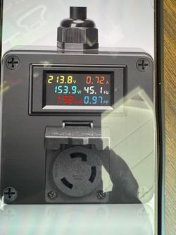 power meter with color LCD screen and nema plug 120v 30A