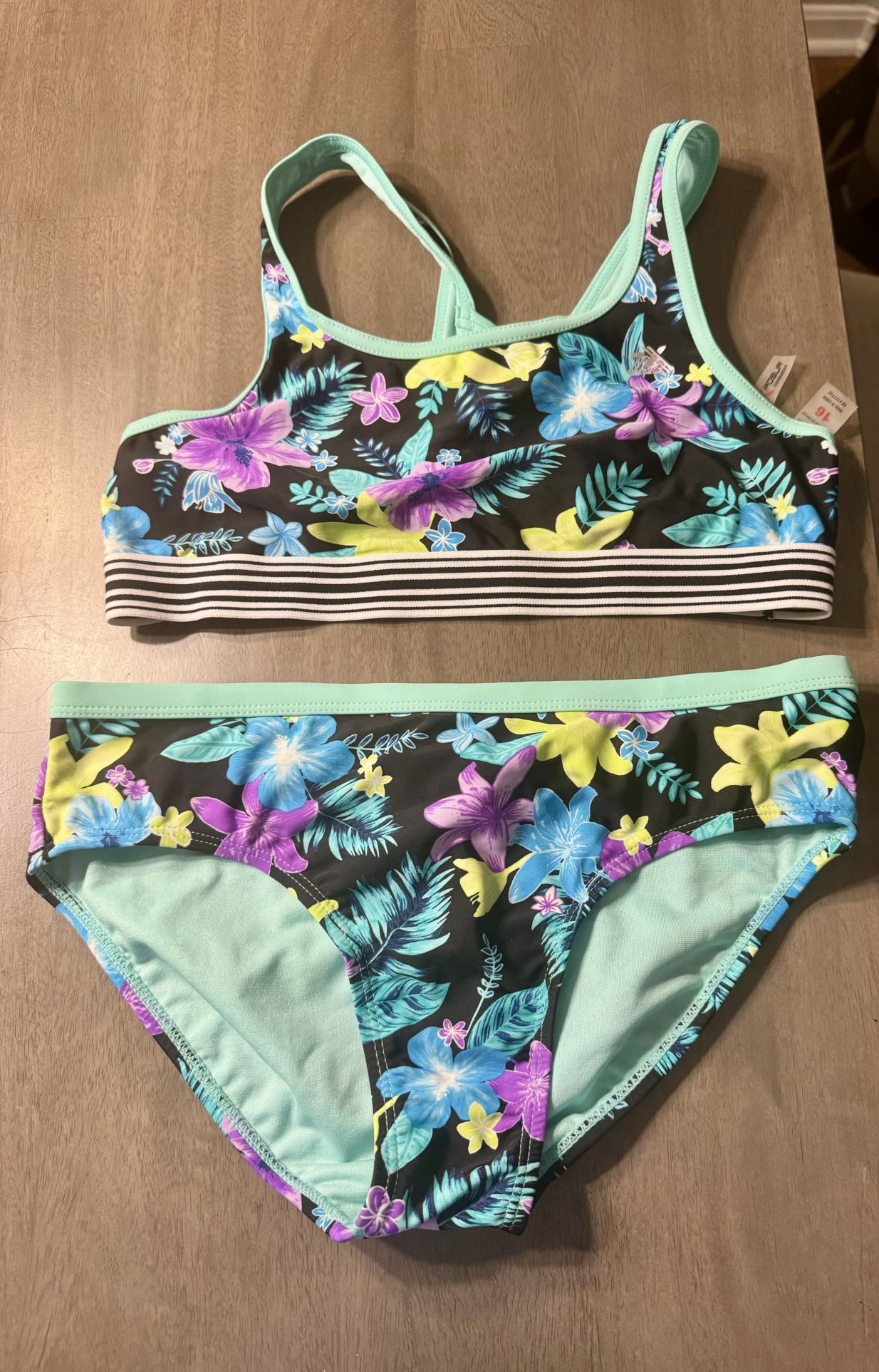 Zero Xposur 2 piece swim suit - size youth 16