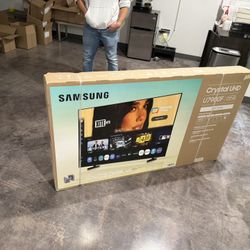 Samsung crystal uhd u7900f 65 inch