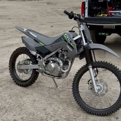 2025 Kawasaki 140 RF Dirt Bike 