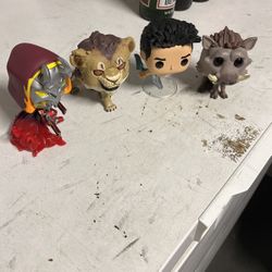 4 Funko Pop Figures 