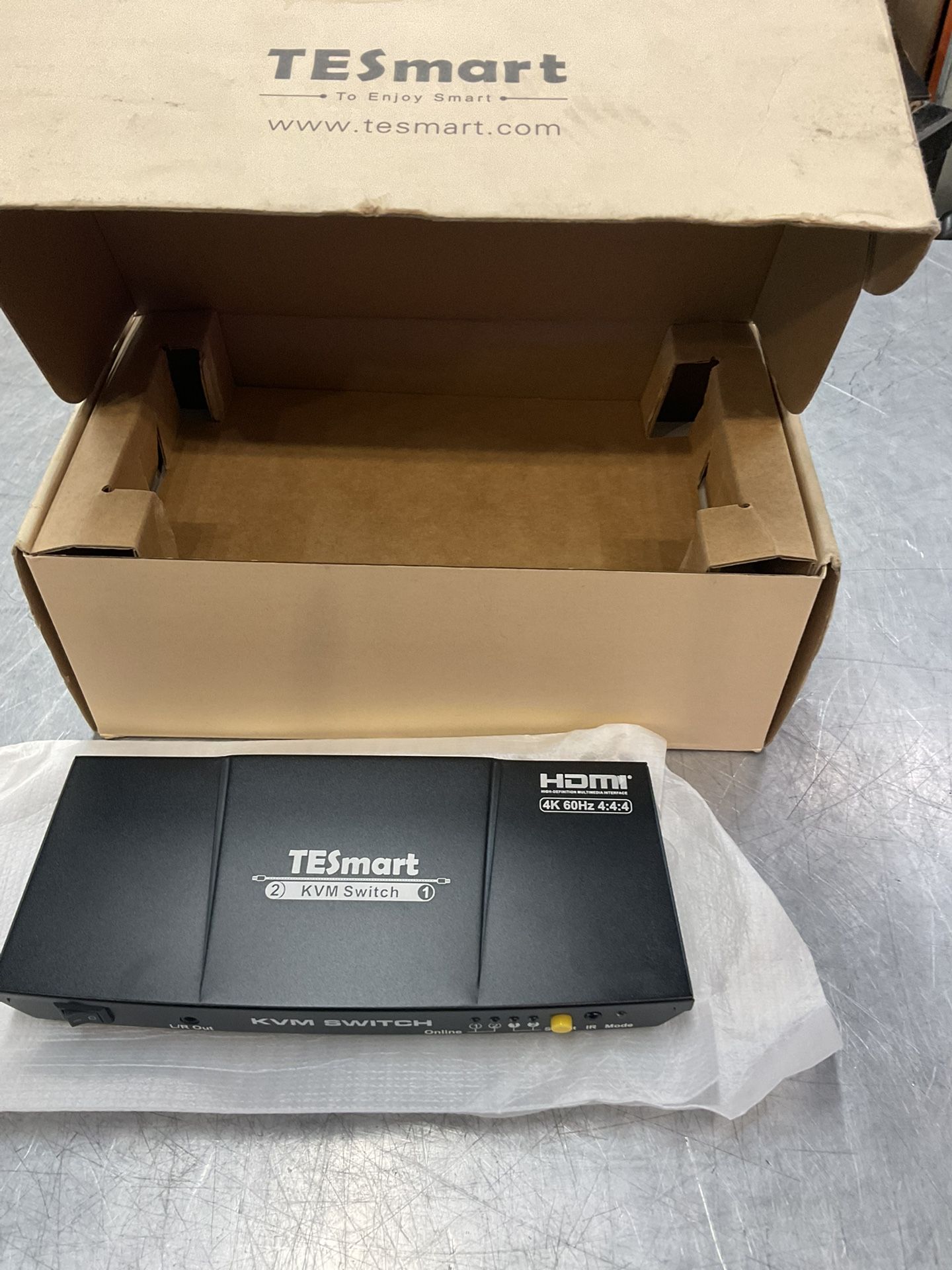 Tesmart Kms Switch