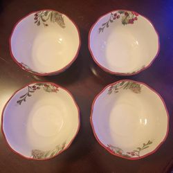 Better Homes and Garden Christmas bowls 