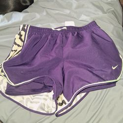 Nike Women’s Purple 2‑in‑1 Running Shorts – Zebra Back – Size Small