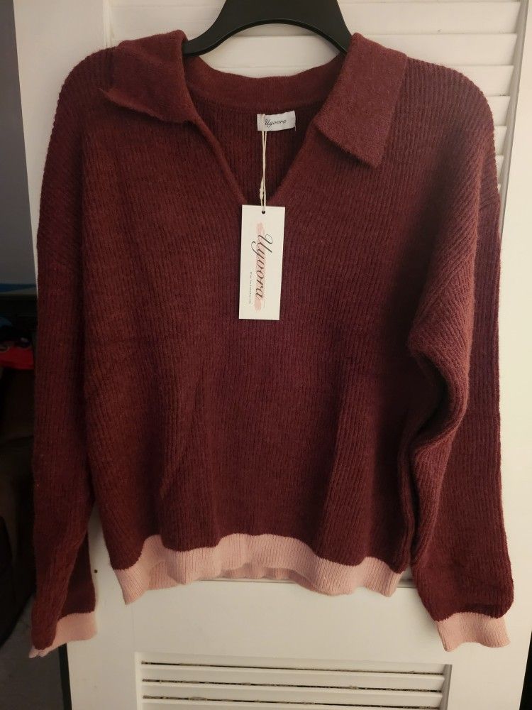 Ladies Sweater Size Med New With Tag