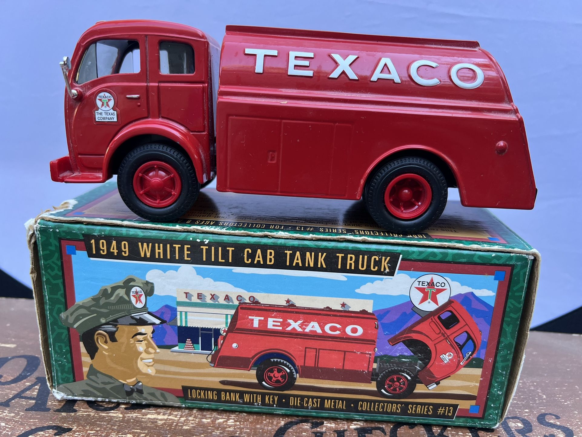1949 Texaco Cab Tank Truck.
