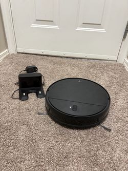 Robot vacuum