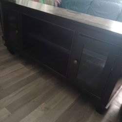 Coffee Table And End Tables For Sale 
